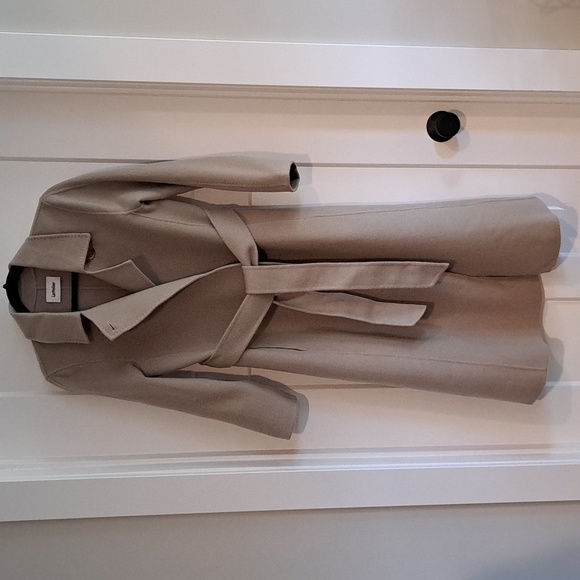 Lattelier Jackets & Blazers - NWT Earth Tone Belted Wool Coat (Light Taupe) - Lattelier